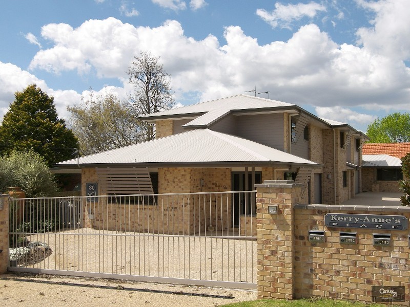 1/80 Ramsay Street, Centenary Heights QLD 4350