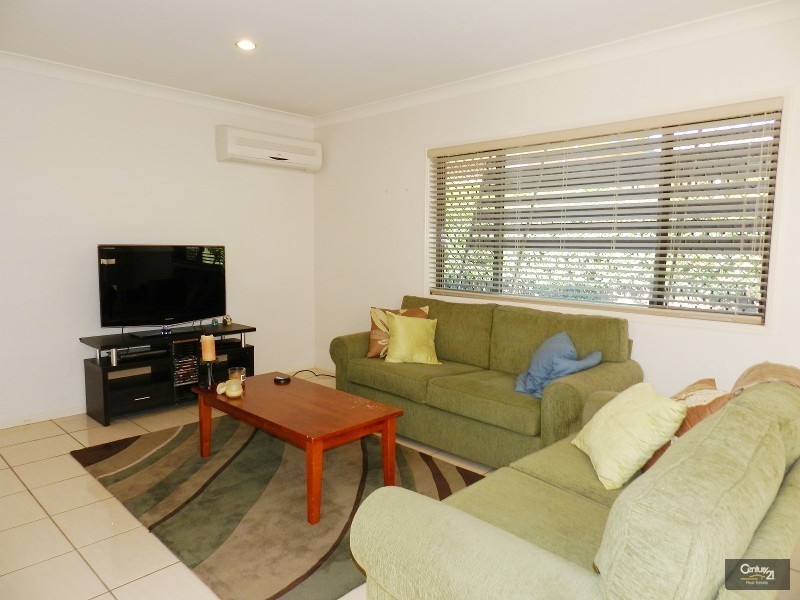 1/80 Ramsay Street, Centenary Heights QLD 4350