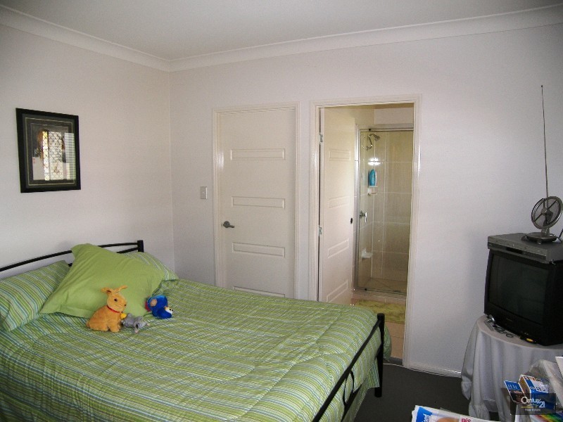 1/80 Ramsay Street, Centenary Heights QLD 4350