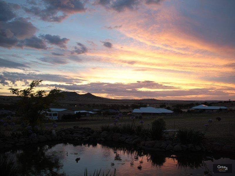 6 Panorama Crescent, Gowrie Junction QLD 4352