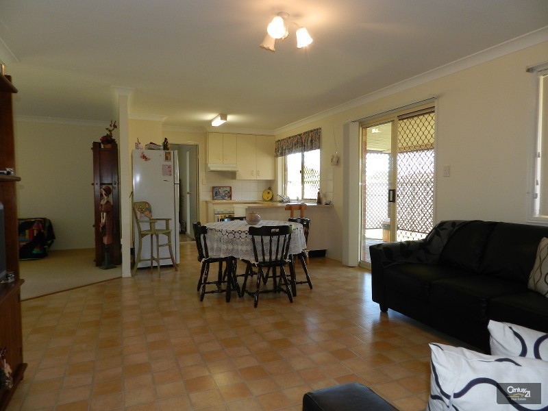 48 Biscay Crescent, Glenvale QLD 4350