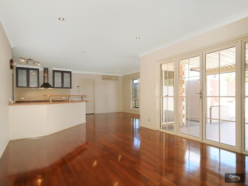 8  Morris Court, Cotswold Hills QLD 4350