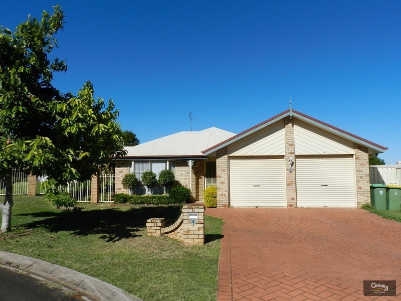 4 Dalrello Court, Glenvale QLD 4350