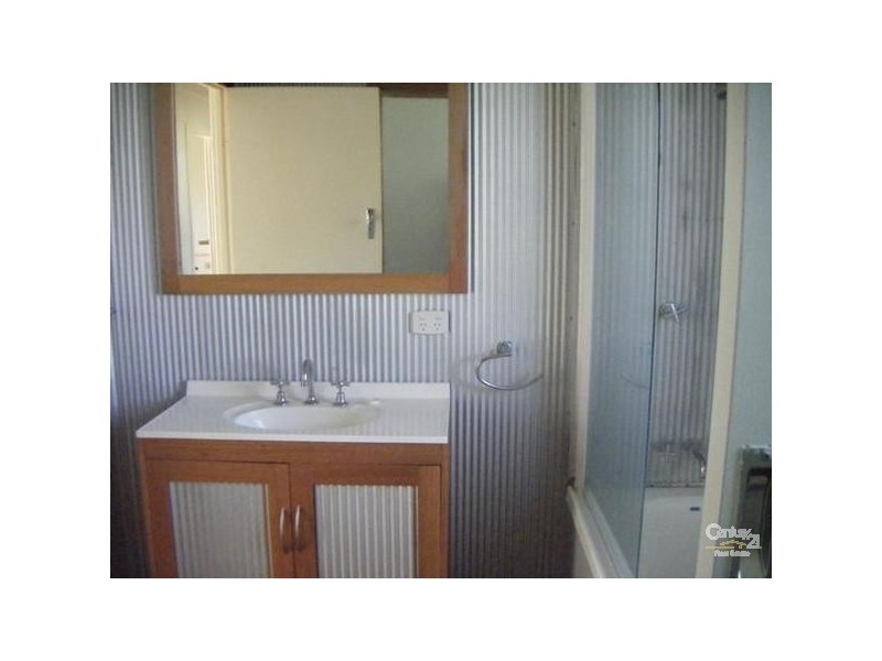 236 Mackenzie Street, Rangeville QLD 4350