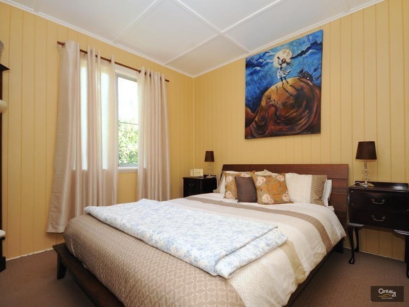 84 Bridge Street, East Toowoomba QLD 4350
