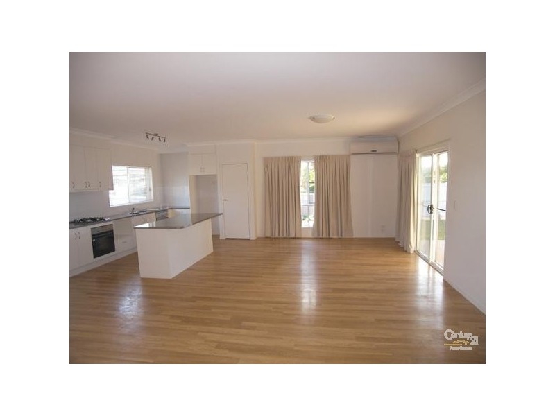 1/46 Gordon Avenue, Newtown QLD 4350