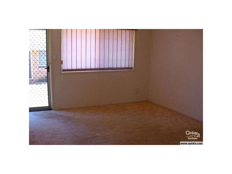 4/100a Holberton Street, Newtown QLD 4350