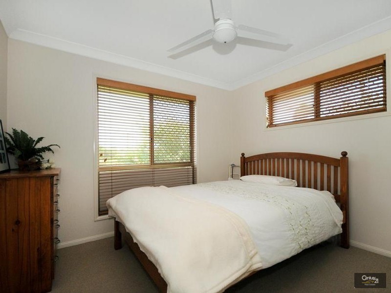 2 Cinnamon Drive, Glenvale QLD 4350