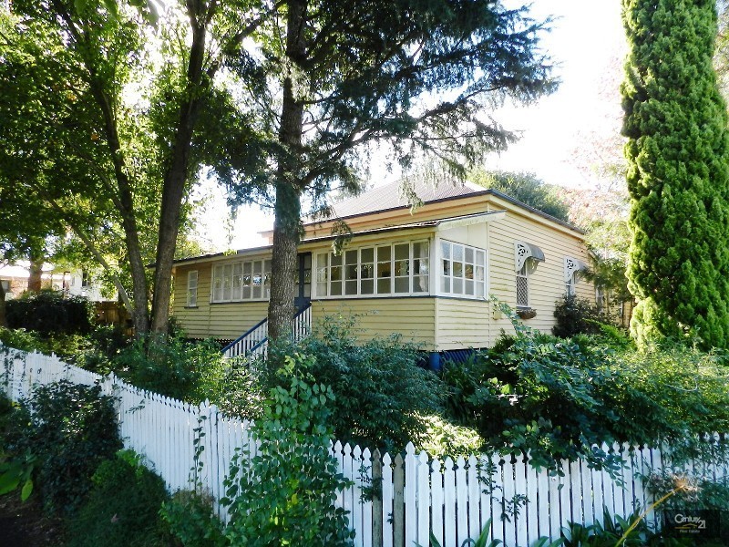 62 Hume Street, North Toowoomba QLD 4350