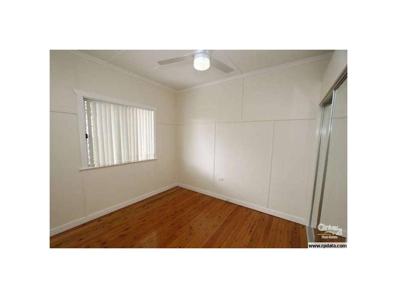 12 Power Street, Harristown QLD 4350