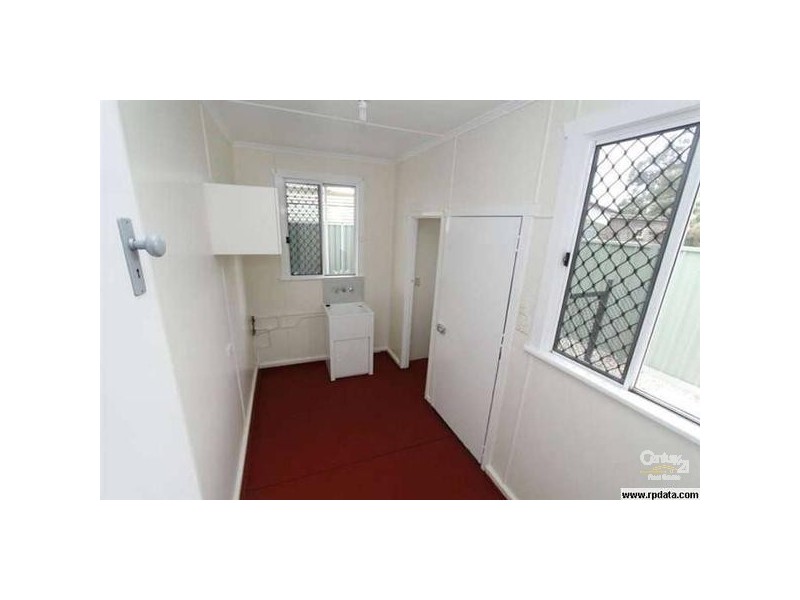 12 Power Street, Harristown QLD 4350