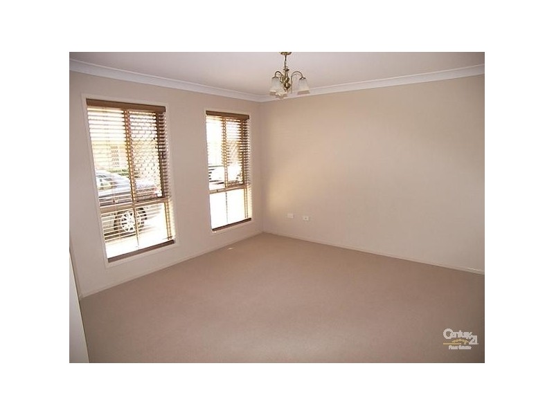 12/23 Lendrum Street, Newtown QLD 4350