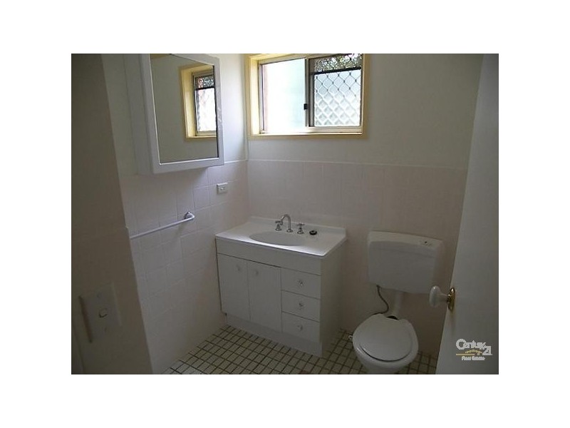 2/22 Claret Street, Wilsonton QLD 4350