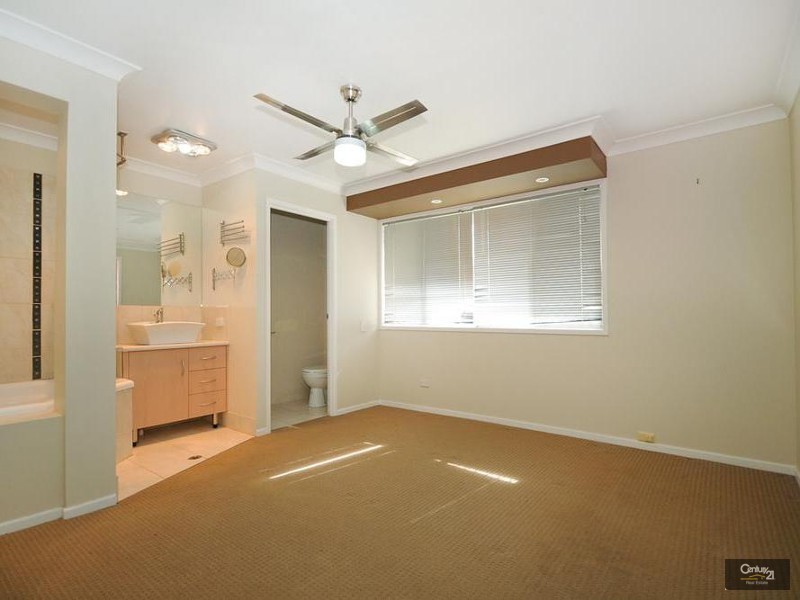 2 Cassia Street, Centenary Heights QLD 4350