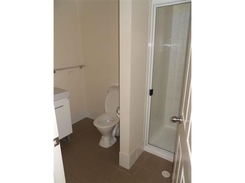 3/162 Geddes Street, Centenary Heights QLD 4350