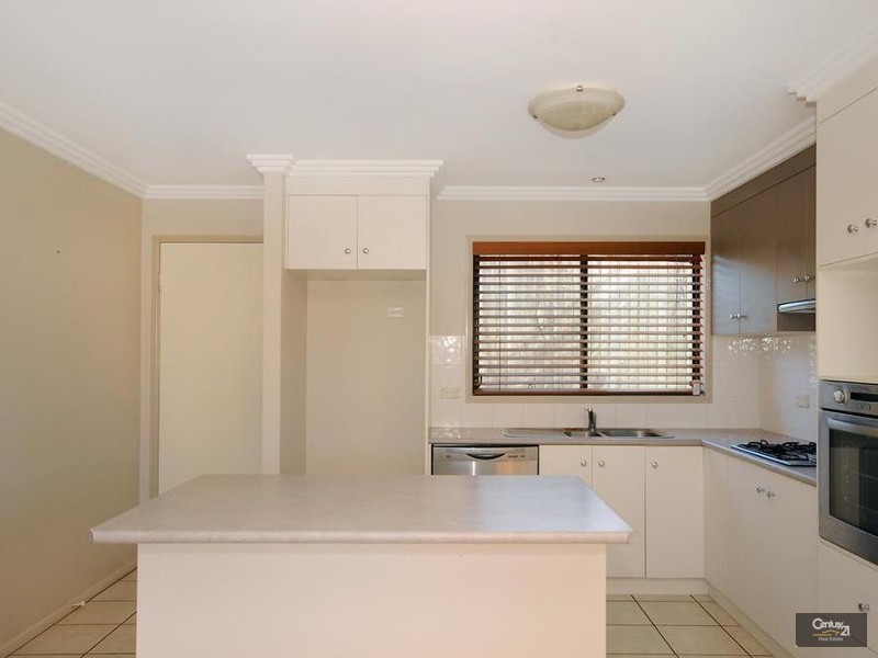 15/1 Cossart Street, Centenary Heights QLD 4350