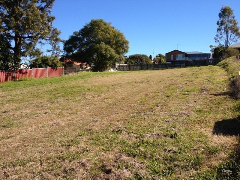 35 Luck Street, Drayton QLD 4350