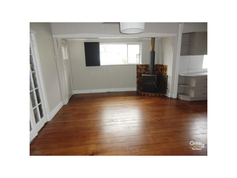 2c Dunne Street, Harristown QLD 4350