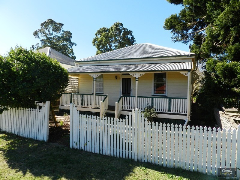 30 Grenier Street, Toowoomba QLD 4350