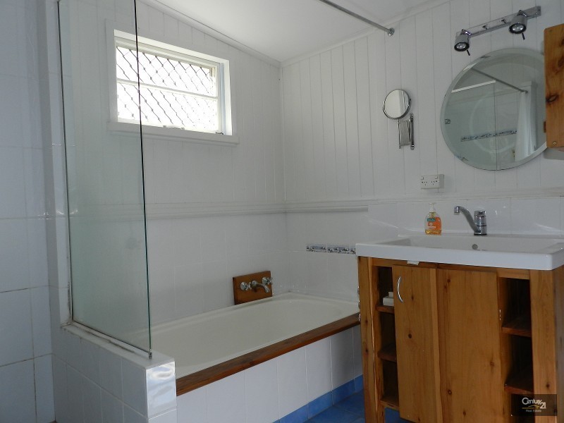 30 Grenier Street, Toowoomba QLD 4350