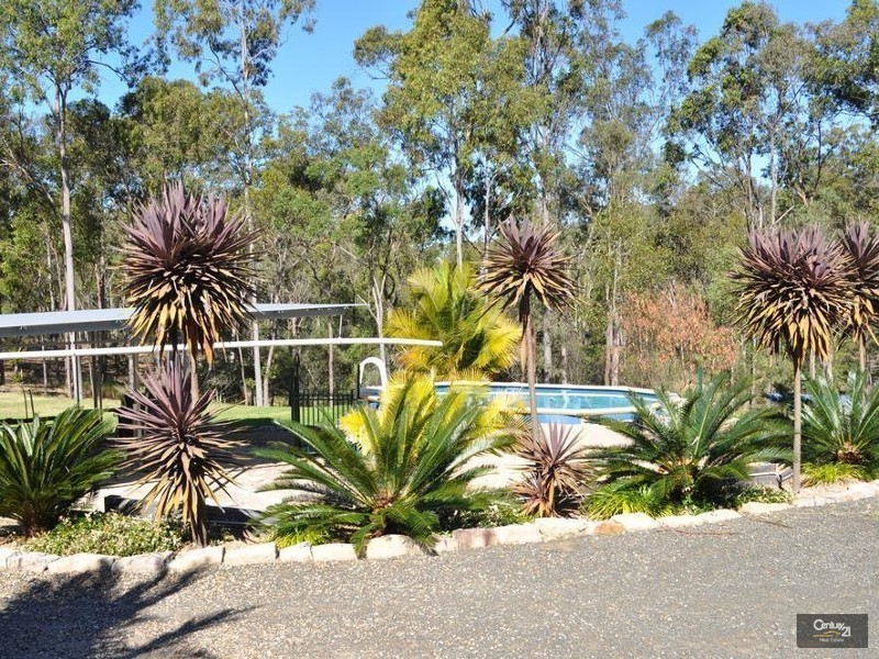 3  Norilee Avenue, Upper Lockyer QLD 4352