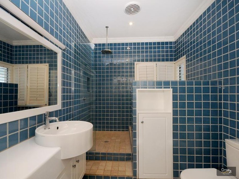 24 East Street, Redwood QLD 4350