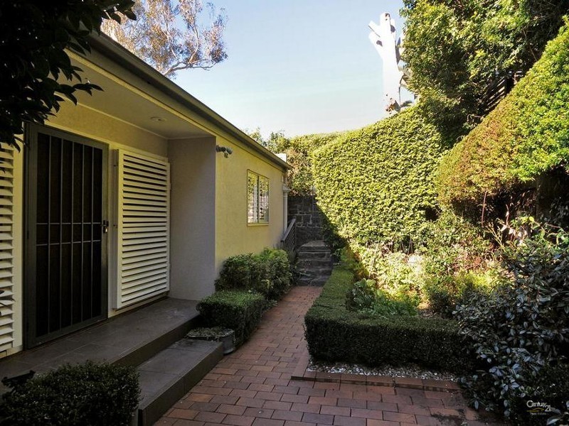 24 East Street, Redwood QLD 4350