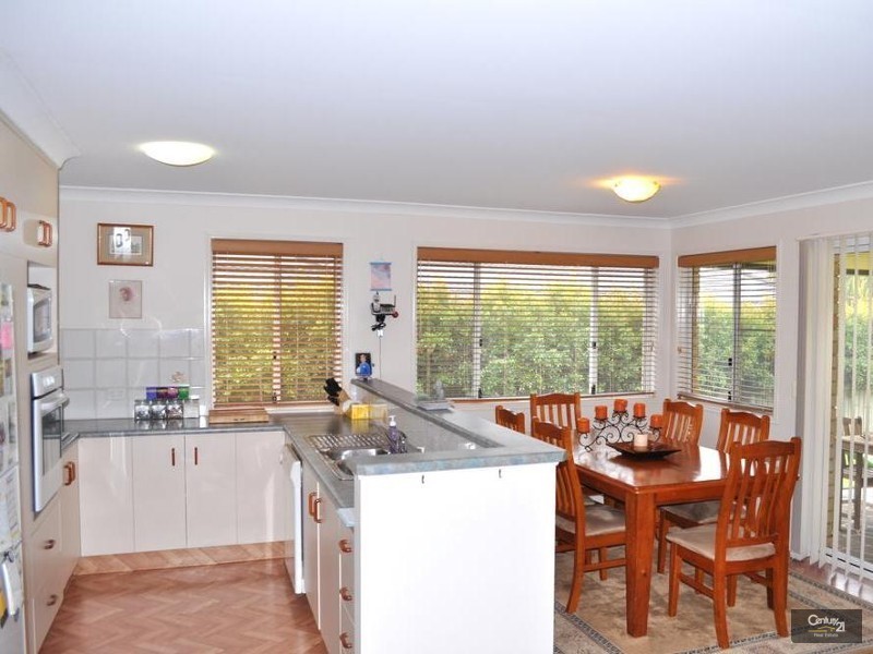 64 Bouganvillea Drive, Middle Ridge QLD 4350