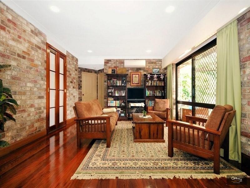 271  Mackenzie Street, Centenary Heights QLD 4350