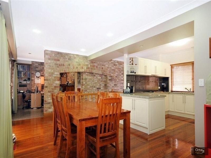 271  Mackenzie Street, Centenary Heights QLD 4350