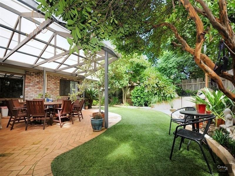 271  Mackenzie Street, Centenary Heights QLD 4350