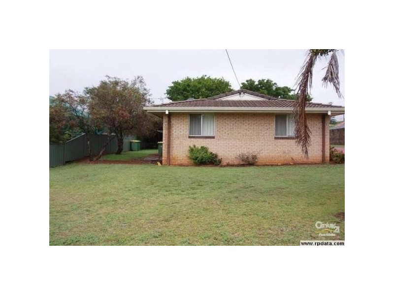 3/28a Ascot Street, Newtown QLD 4350