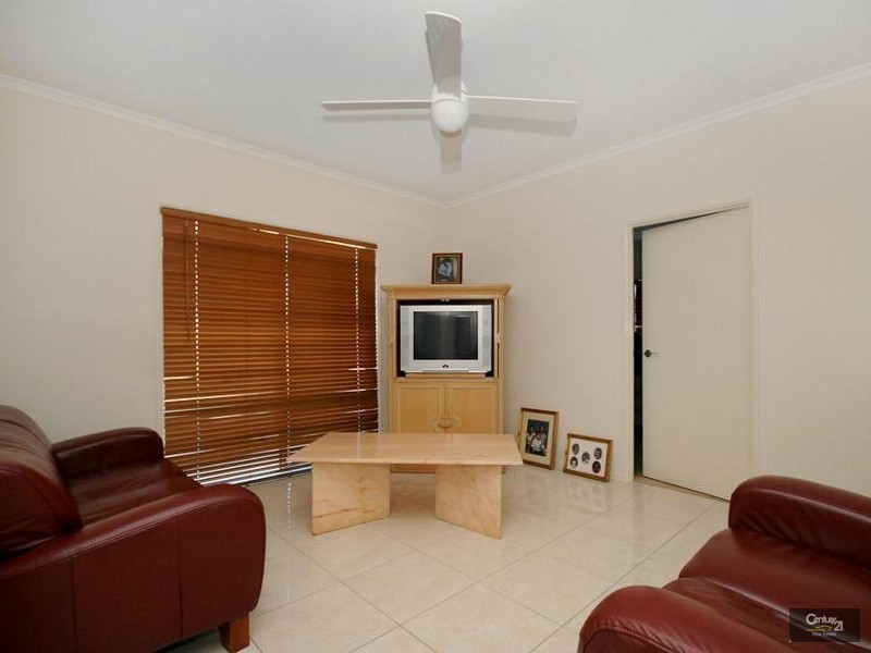 24 Settlers Drive, Gowrie Junction QLD 4352