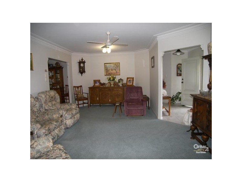 172 Spring Street, Middle Ridge QLD 4350