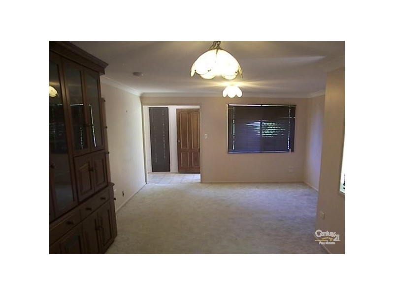 9 Bruntnell Steet, Kearneys Spring QLD 4350