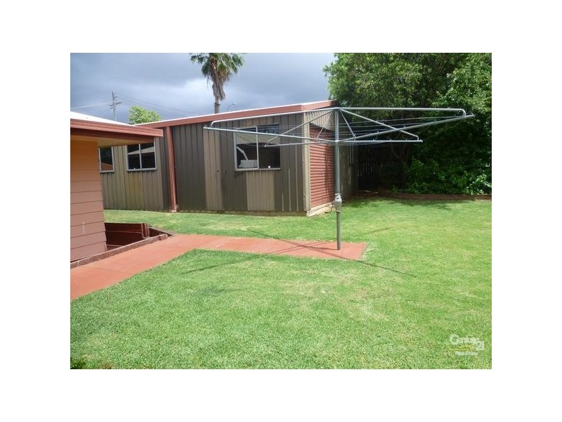 18 Wine Drive, Wilsonton QLD 4350