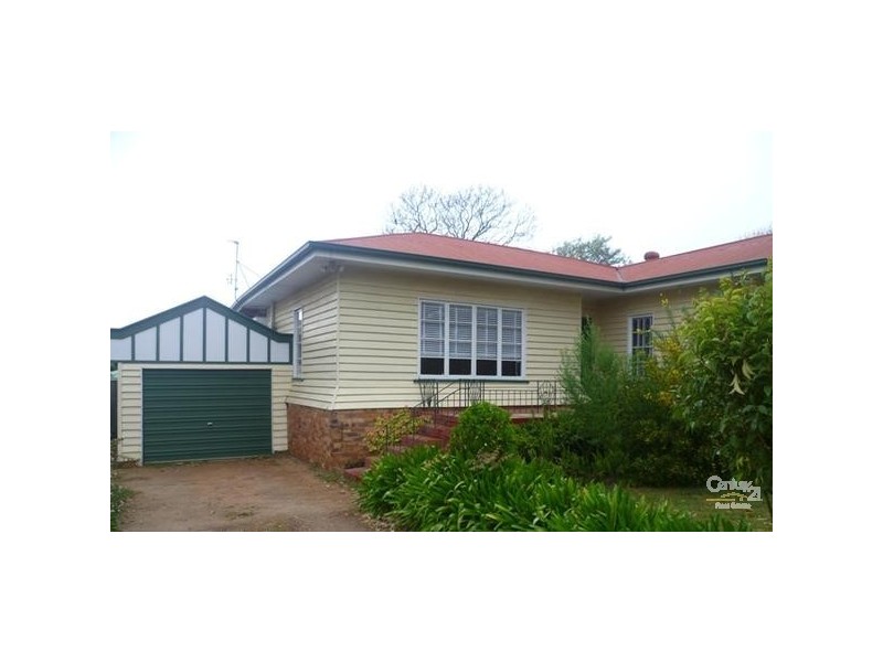 20 Liechhardt Street, Centenary Heights QLD 4350