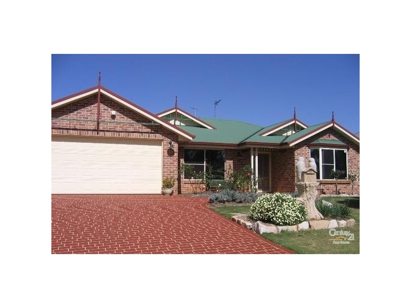 10 May Court, Middle Ridge QLD 4350