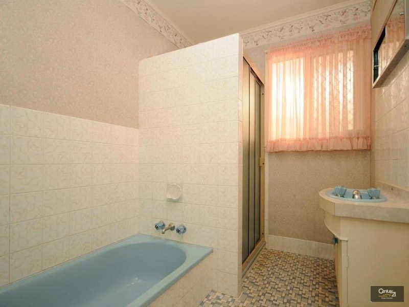 5 Ladner Street, Toowoomba QLD 4350