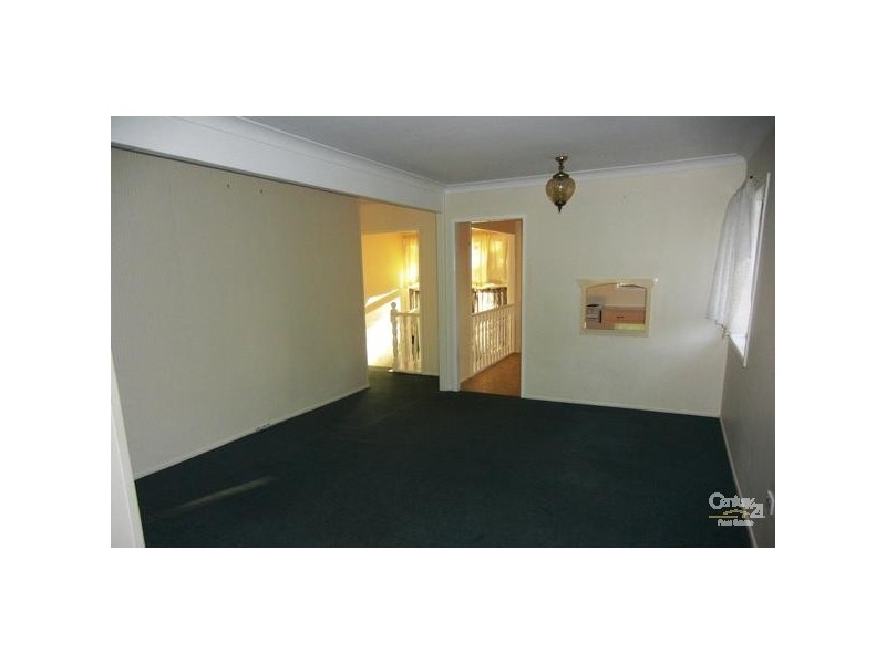 23 Bingara Street, Mount Lofty QLD 4350