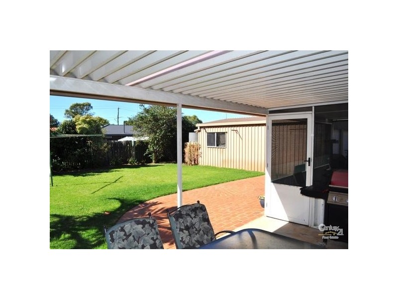 6 Mahogany Street, Newtown QLD 4350