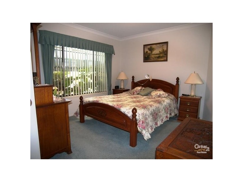 172 Spring Street, Middle Ridge QLD 4350