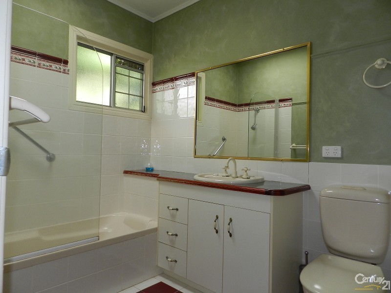 13 Mallon Street, Rangeville QLD 4350