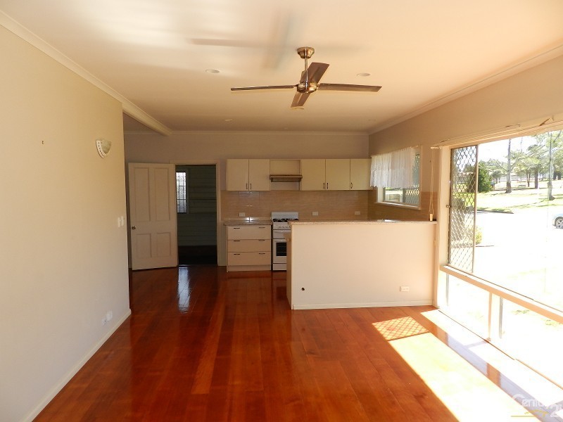 20 Devine Street, Harristown QLD 4350