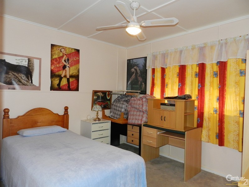 22 Messines Street, Harlaxton QLD 4350