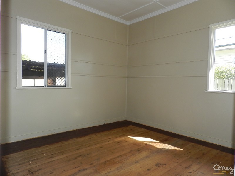 14 Elizabeth Street, South Toowoomba QLD 4350