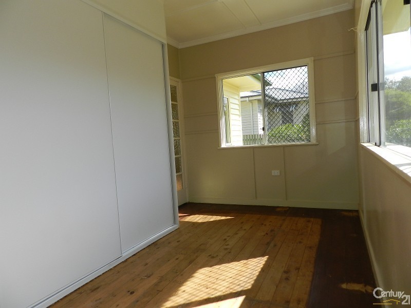 14 Elizabeth Street, South Toowoomba QLD 4350