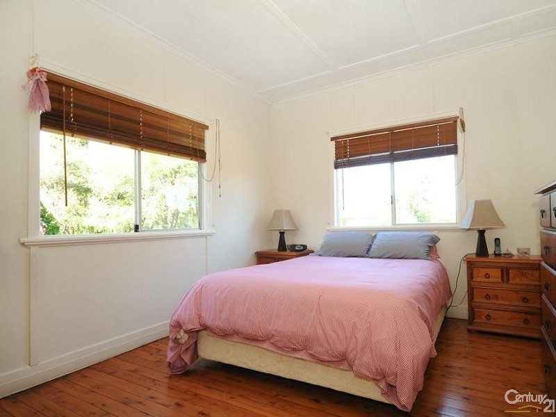 19 Devine Street, Harristown QLD 4350