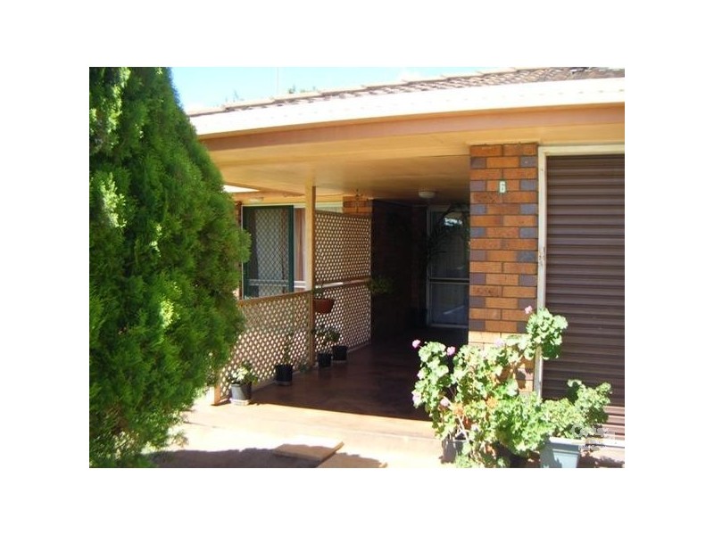 2/6 Tame Street, South Toowoomba QLD 4350
