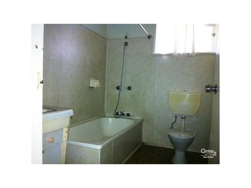 2/6 Tame Street, South Toowoomba QLD 4350